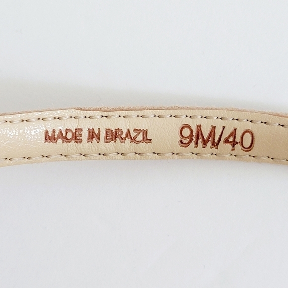 NEW Vince Camuto Leather Metallic Gray Rhinestones Heel Shoe Size 9M - Picture 6 of 6